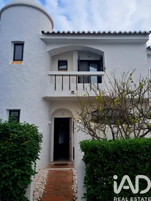 Terraced house  in Porches