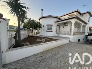 Casa/Moradia  em Pêra