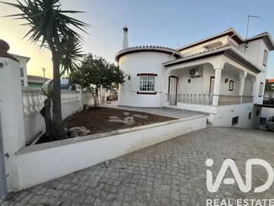 Casa/Moradia  em Pêra