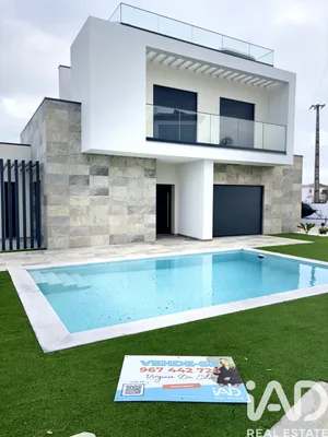 Maison  à Armação de Pêra