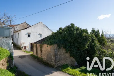 Terreno em Almalaguês