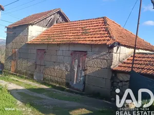 Terreno urbano em Paredes de Viadores