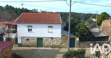 Casa/Moradia  em seixos alvos