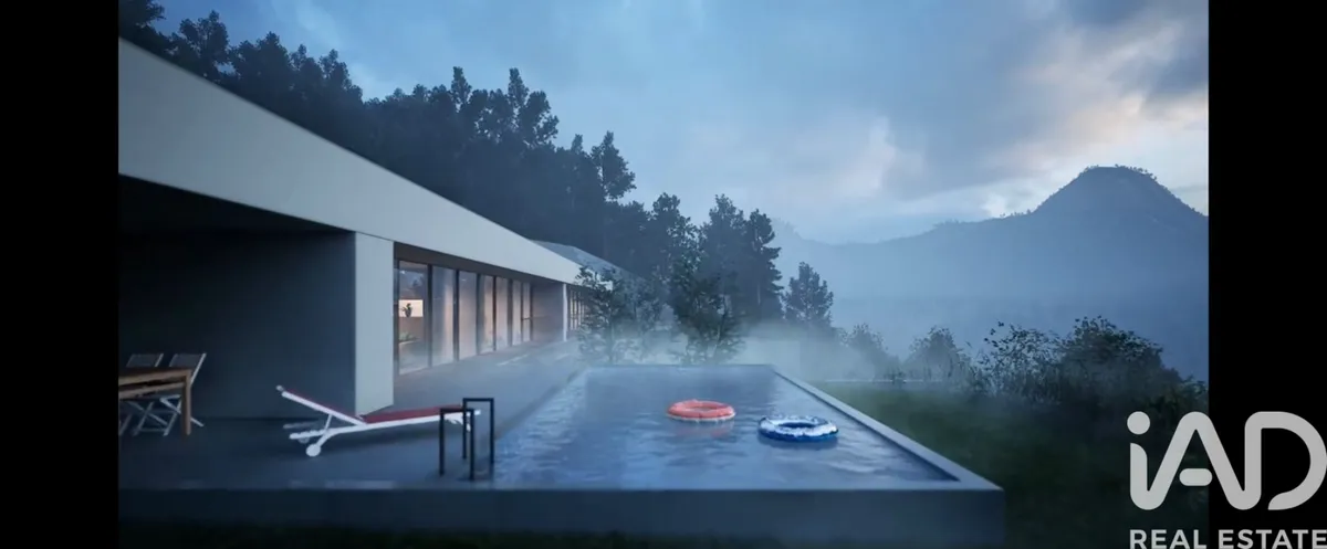 Terreno urbano de 1103 m² em Outeiro