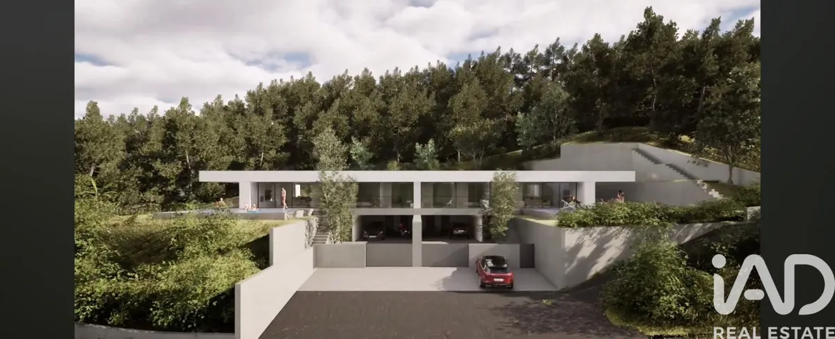 Terreno urbano de 804 m² em Outeiro