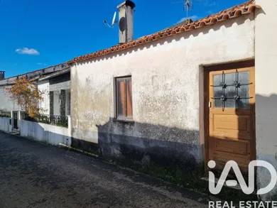Moradia em banda  em Poiares
