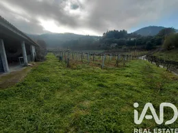 Terrain à Valadares