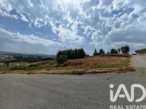 Building plot in Vila de Cucujães