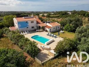 Moradia  em albufeira