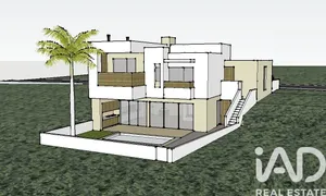Casa/Moradia  em Mexilhoeira-Grande