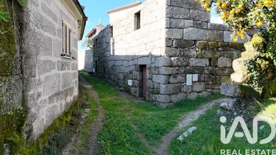 Rustic house  in Sobradelo da Goma