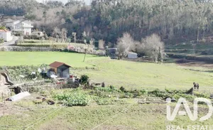 Casa rústica  em Sobradelo da Goma