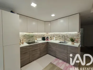 Apartamento T3 em Queluz