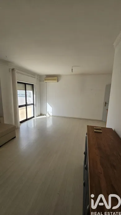 Apartamento T1 em Quarteira