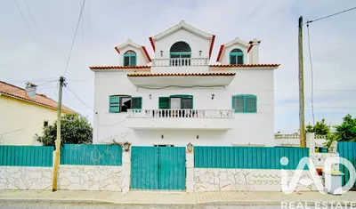 Fotografia 8 de Moradia 6 quartos de 317 m² em Corroios