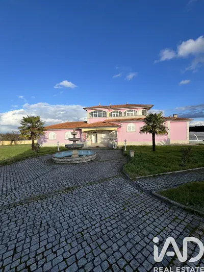 Fotografia 8 de Casa/Moradia de 355 m² em Chaves