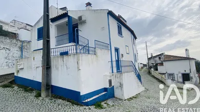 Appartement en maison  à Galveias