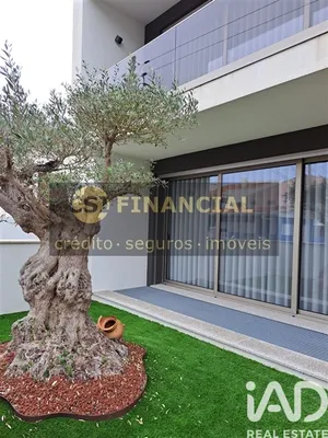 Moradia geminada  em Esmoriz