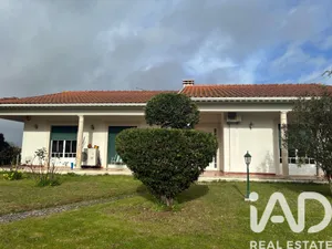 Farm  in Póvoa da Isenta