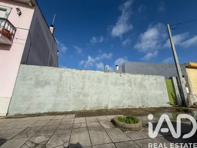 Terreno urbano em Benfica do Ribatejo
