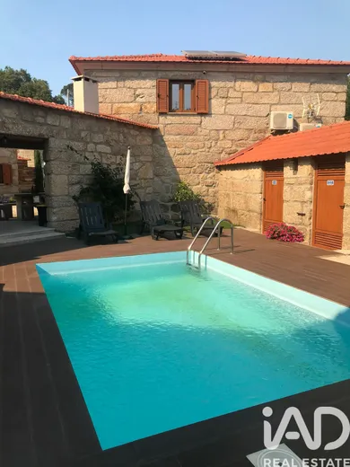 Casa de campo  em Tuias