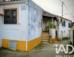 Single-storey house  in Tomar