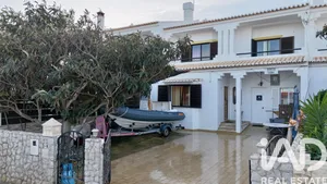 Moradia geminada  em Sagres