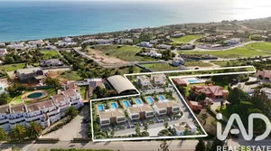 Terreno urbano  em Praia da Luz 