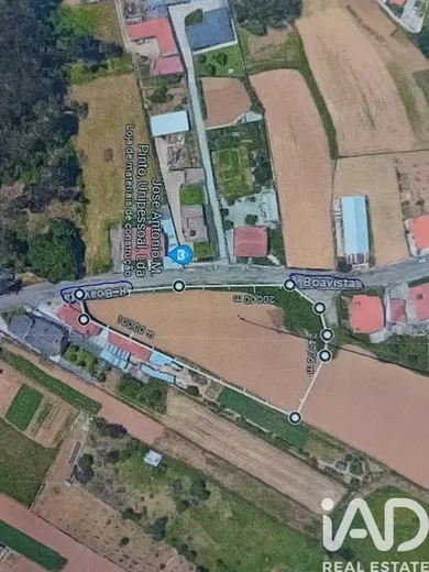 Terreno urbano  em Fornos