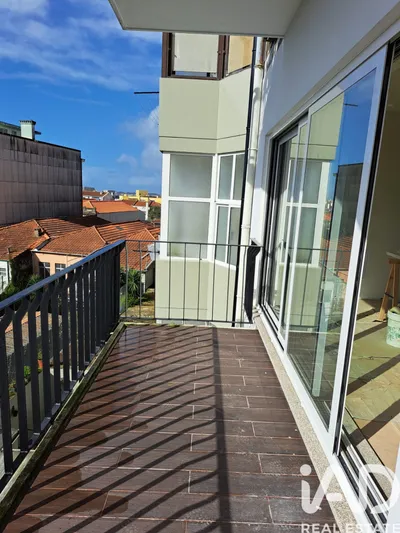 Fotografia 2 de Apartamento 2 quartos de 100 m² em Porto