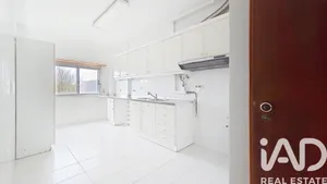 Apartment T3 in Agualva