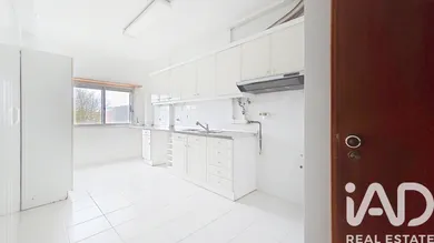 Apartamento T3 em Agualva