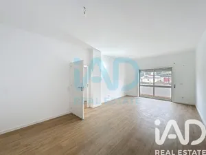 Apartamento T3 em Fânzeres