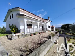 Farm  in Midões