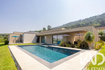 Fotografia 6 de Casa/Moradia 3 quartos de 359 m² em Monte Córdova