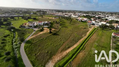 Terreno rústico  em Ferreiras