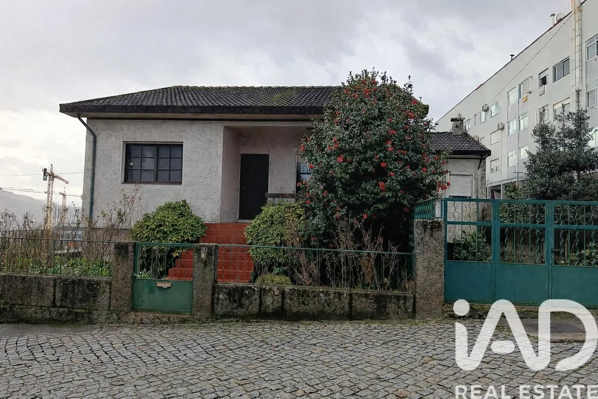 Casa/Moradia 3 quartos de 235 m² em Marco de Canaveses