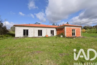 Fotografia 9 de Terreno urbano de 3650 m² em União das Freguesias de São Miguel, Santa Eufémia e Rabaçal