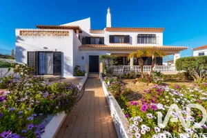 Maison  à Montenegro