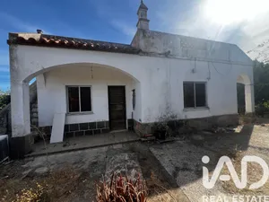 Single-storey house in Estoi