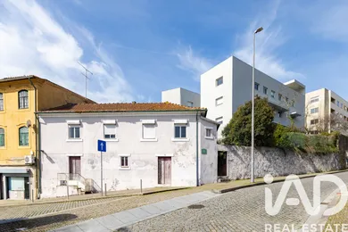 Maison jumelle à Porto