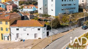 Maison jumelle à Porto