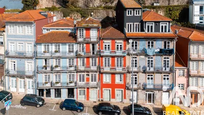 Fotografia 4 de Prédio de 1000 m² em Porto