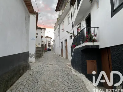 Fotografia 6 de Casa/Moradia 3 quartos de 299 m² em Tabuaço