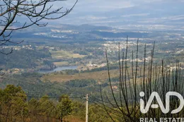 Terreno urbano em Sanfins