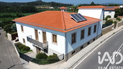Fotografia 4 de Casa 3 quartos de 398 m² em Fradelos