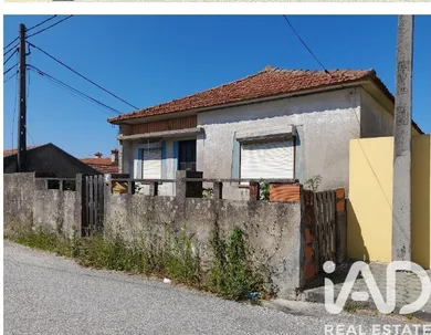 Maison de plain-pied  à Cortegaça