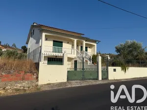 Moradia  em Pelmá