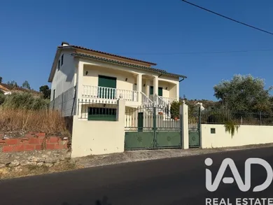 Moradia  em Pelmá
