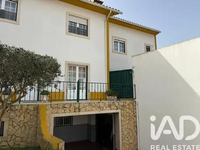 Moradia em banda  em Lourinhã